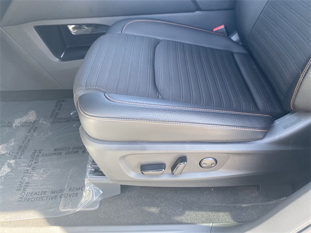 2025 Nissan Pathfinder Rock Creek 29