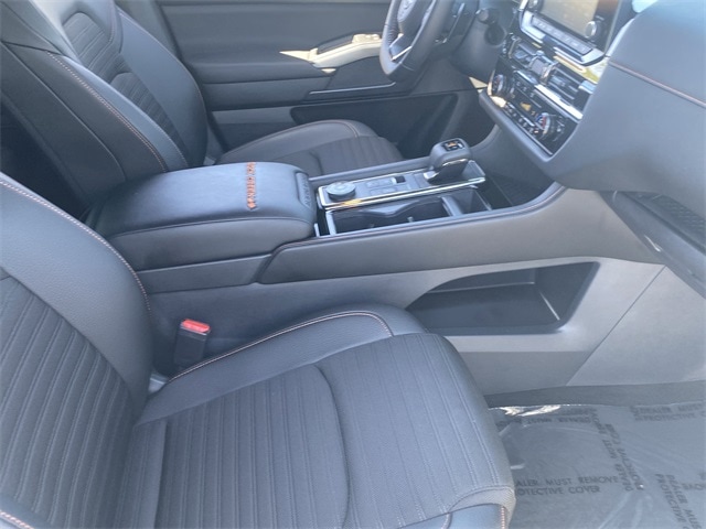 2025 Nissan Pathfinder Rock Creek 24