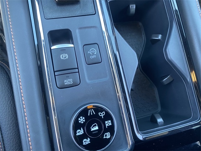 2025 Nissan Pathfinder Rock Creek 34