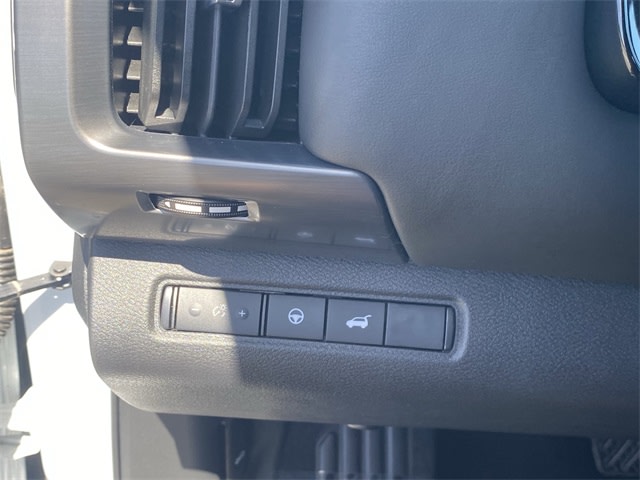 2025 Nissan Pathfinder Rock Creek 18