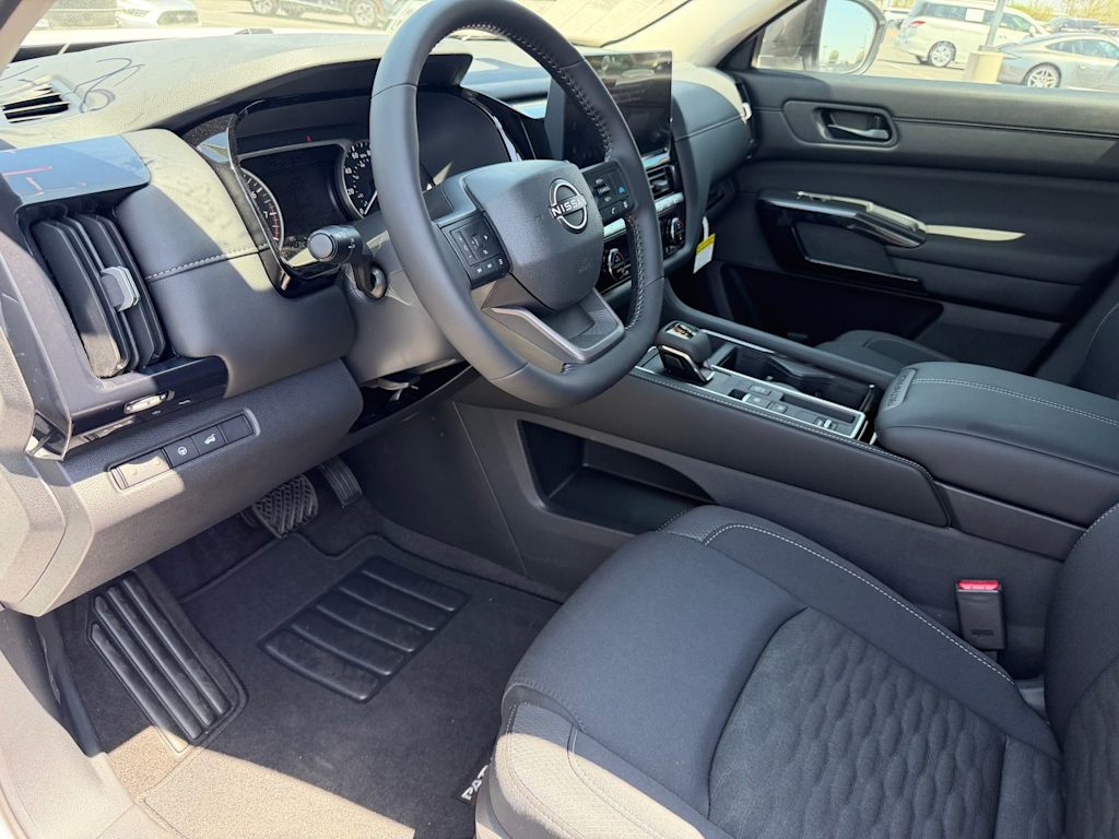 Thumbnail: 2026 Nissan Pathfinder - 2