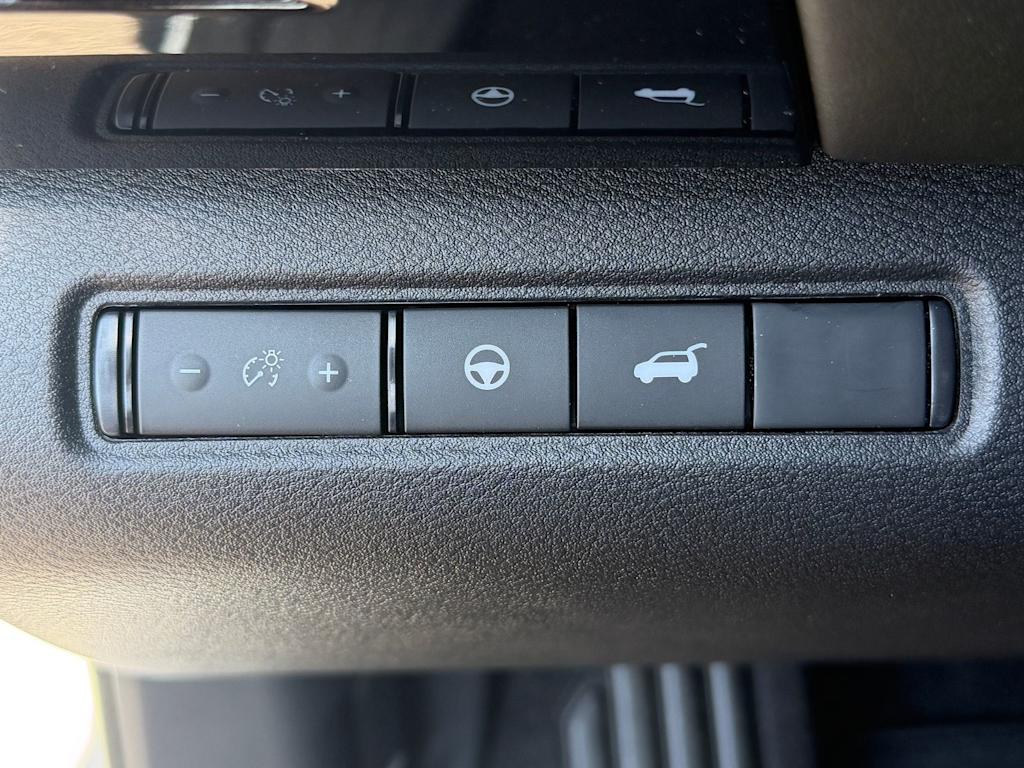 Thumbnail: 2026 Nissan Pathfinder - 19