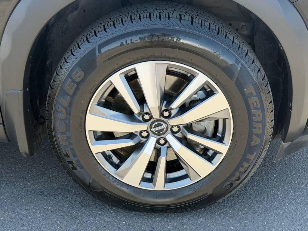 Thumbnail: 2022 Nissan Pathfinder - 5