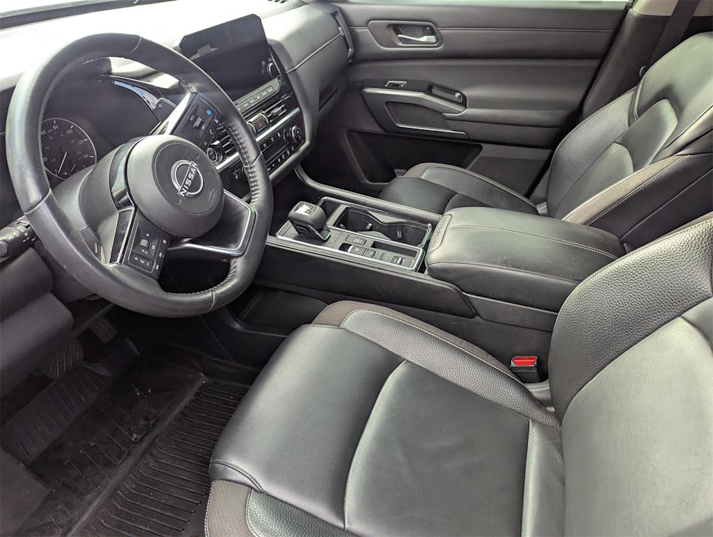 Thumbnail: 2022 Nissan Pathfinder - 6