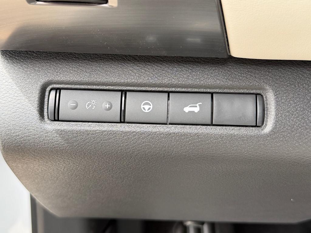 Thumbnail: 2026 Nissan Pathfinder - 21