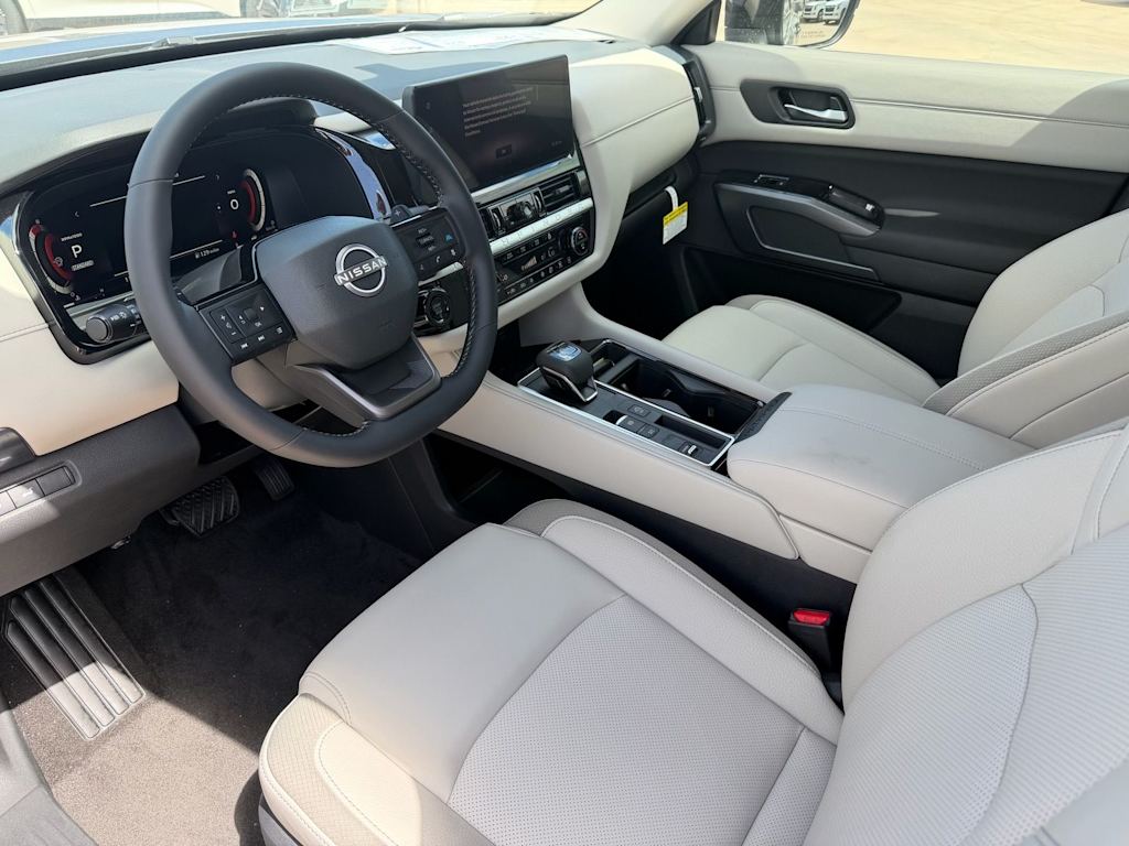 Thumbnail: 2026 Nissan Pathfinder - 2