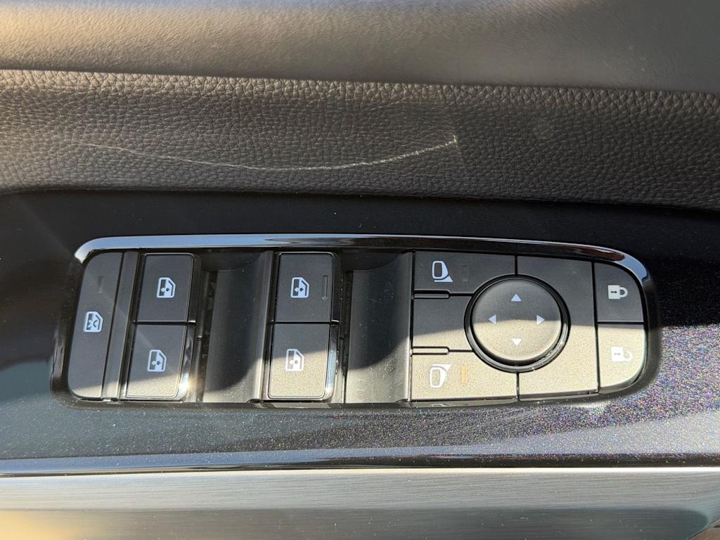 Thumbnail: 2026 Nissan Pathfinder - 17