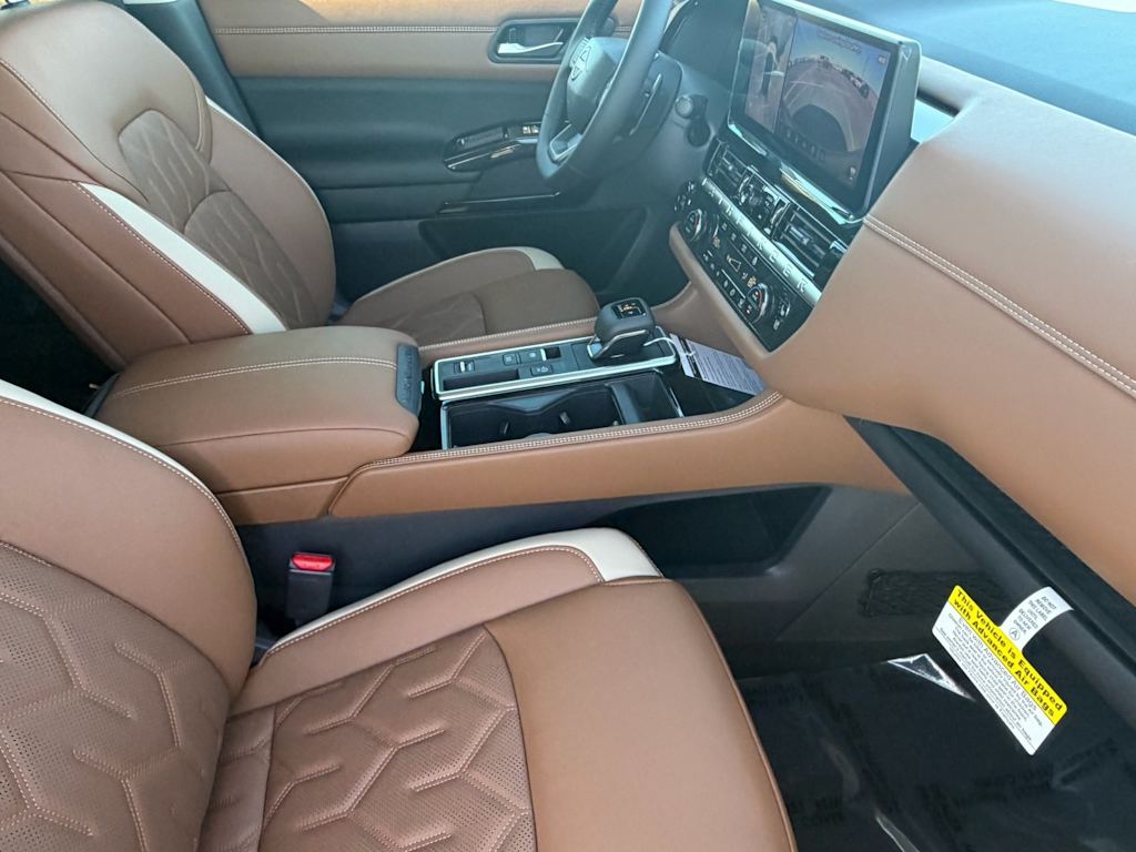 Thumbnail: 2026 Nissan Pathfinder - 8