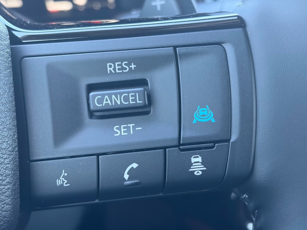 Thumbnail: 2026 Nissan Pathfinder - 21