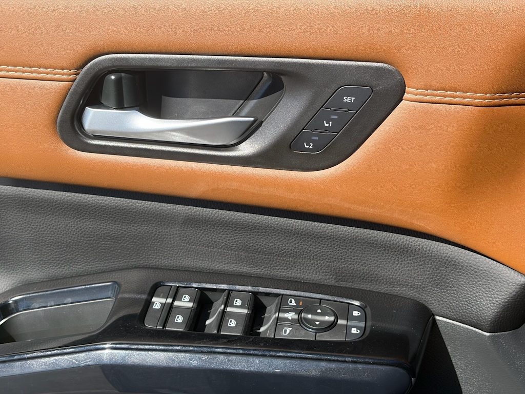 Thumbnail: 2026 Nissan Pathfinder - 19