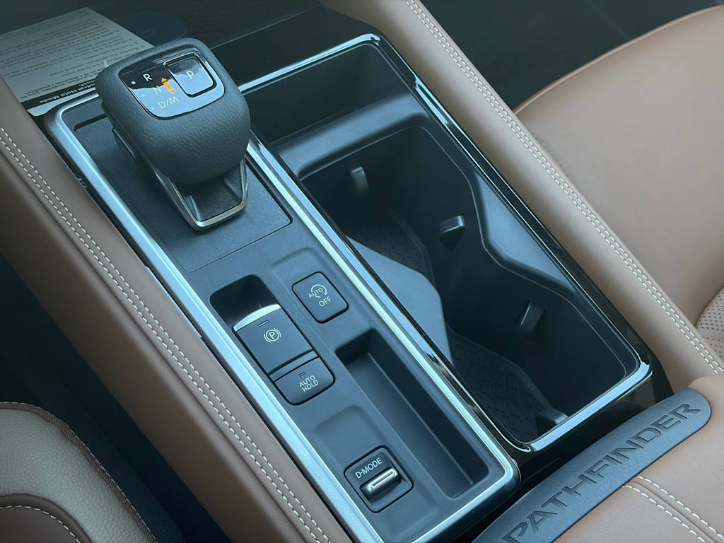 Thumbnail: 2026 Nissan Pathfinder - 12