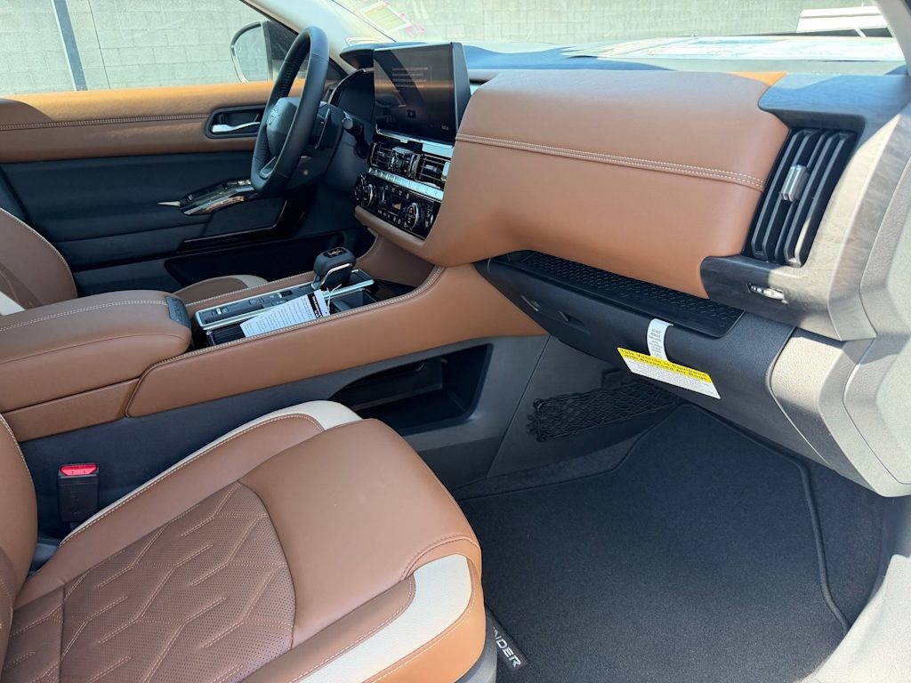 Thumbnail: 2026 Nissan Pathfinder - 7