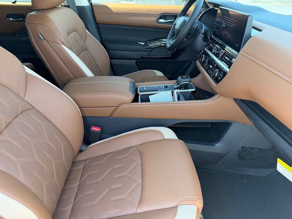 Thumbnail: 2026 Nissan Pathfinder - 8