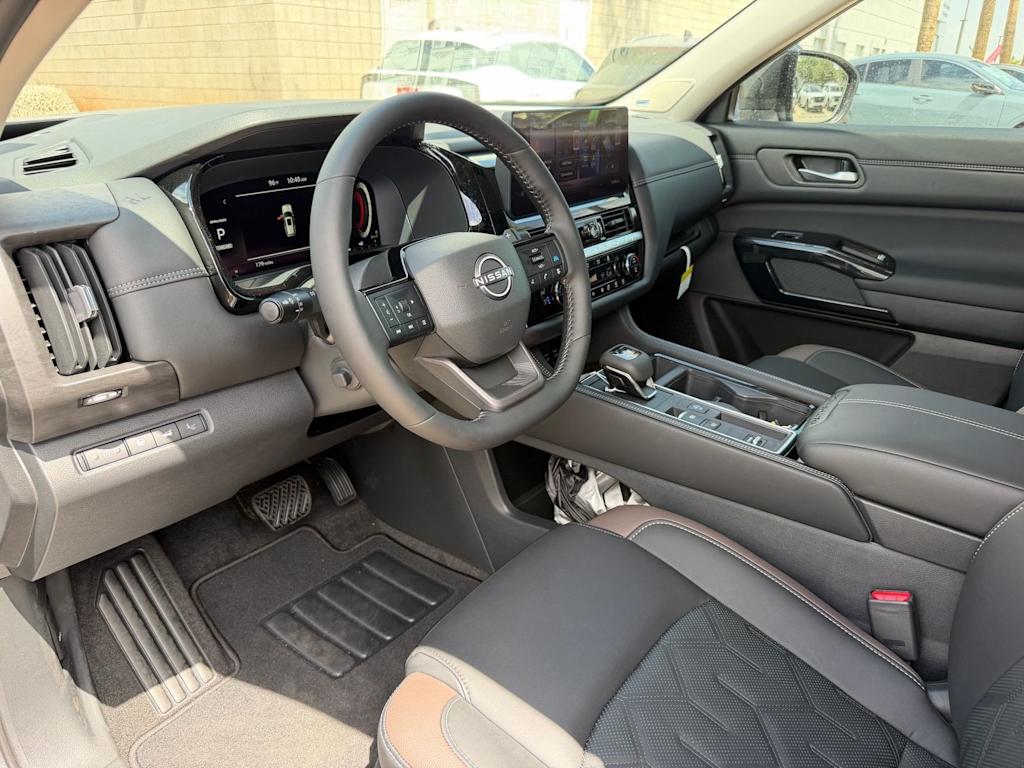 Thumbnail: 2026 Nissan Pathfinder - 2