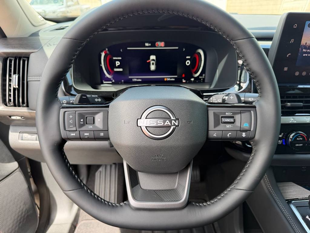 Thumbnail: 2026 Nissan Pathfinder - 10