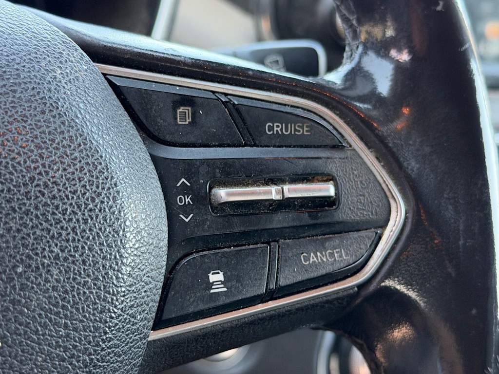 Thumbnail: 2019 Hyundai Santa Fe - 13