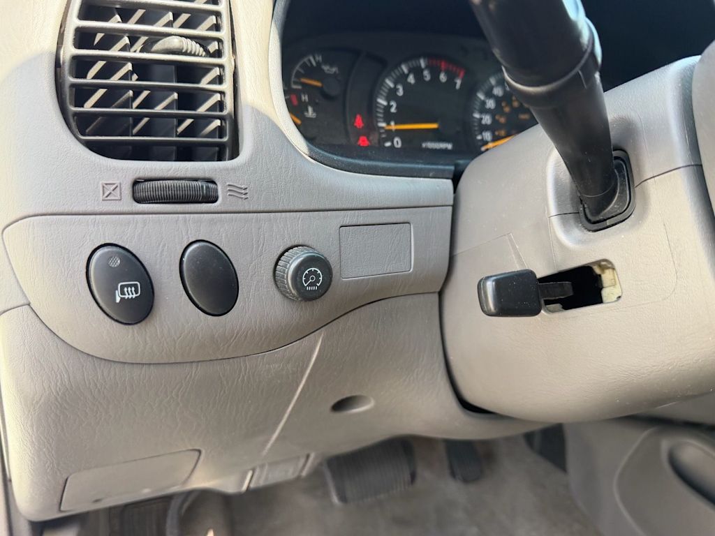 Thumbnail: 2003 Toyota Tundra - 29