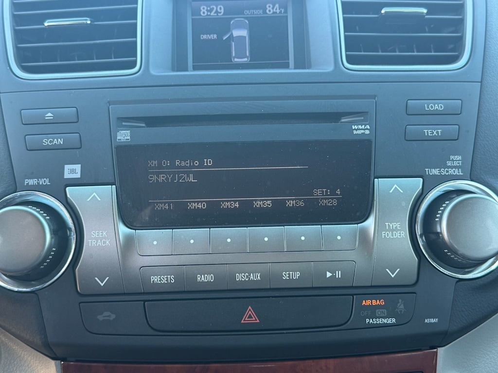 Thumbnail: 2012 Toyota Highlander - 13