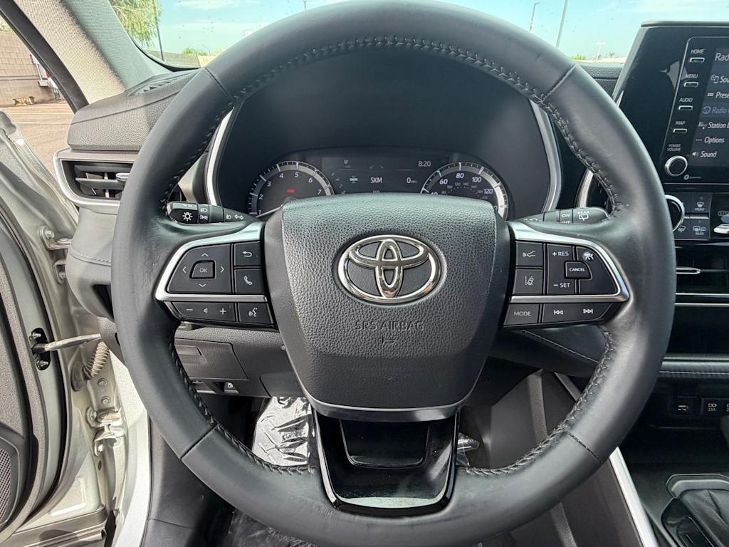 Thumbnail: 2021 Toyota Highlander - 9