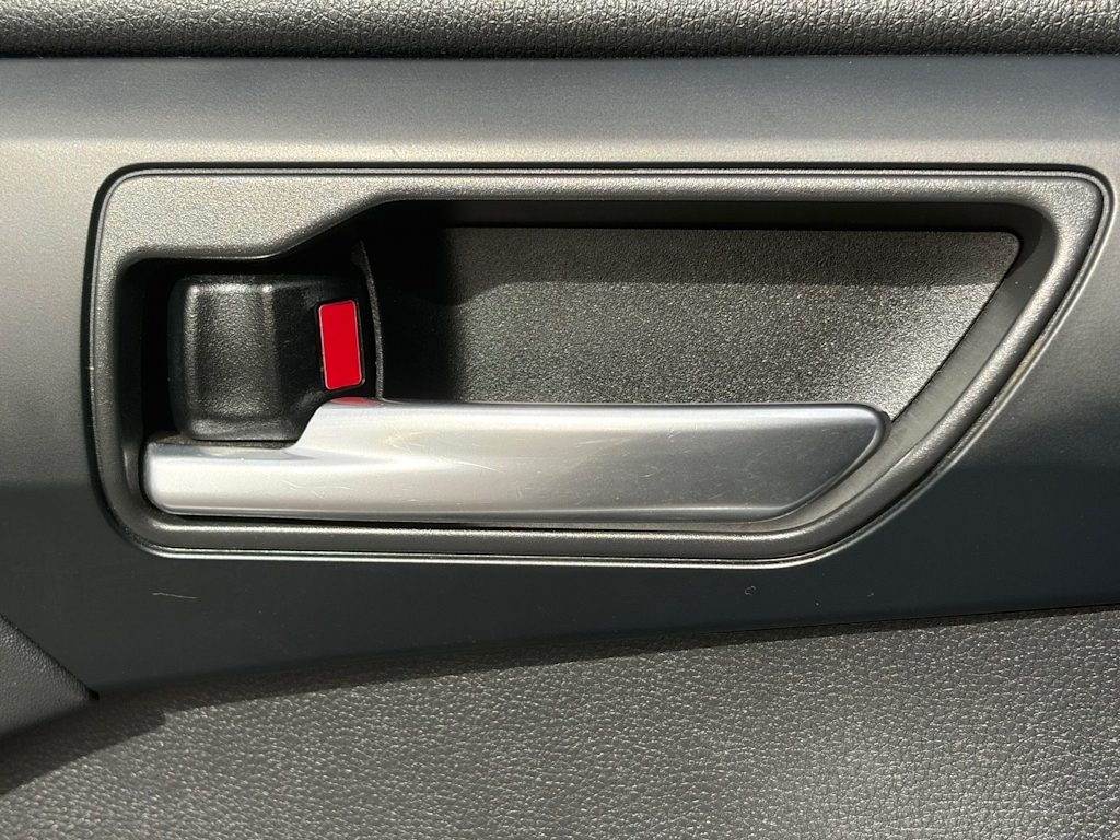 Thumbnail: 2021 Toyota Highlander - 24