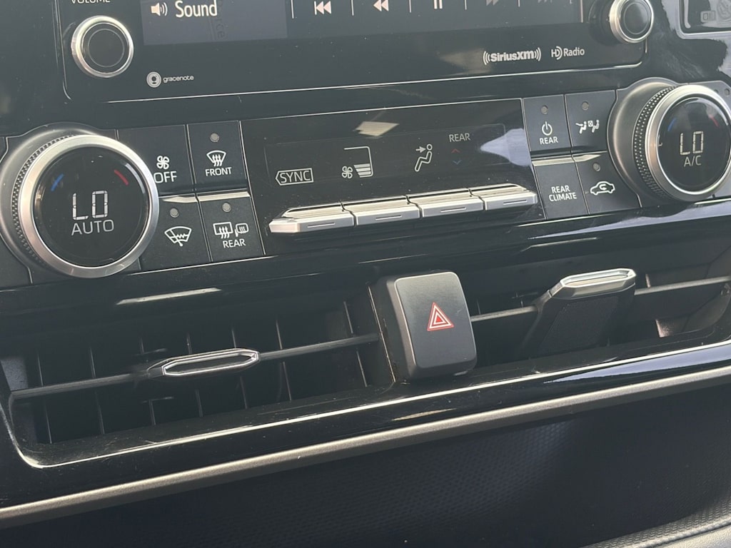 Thumbnail: 2021 Toyota Highlander - 31