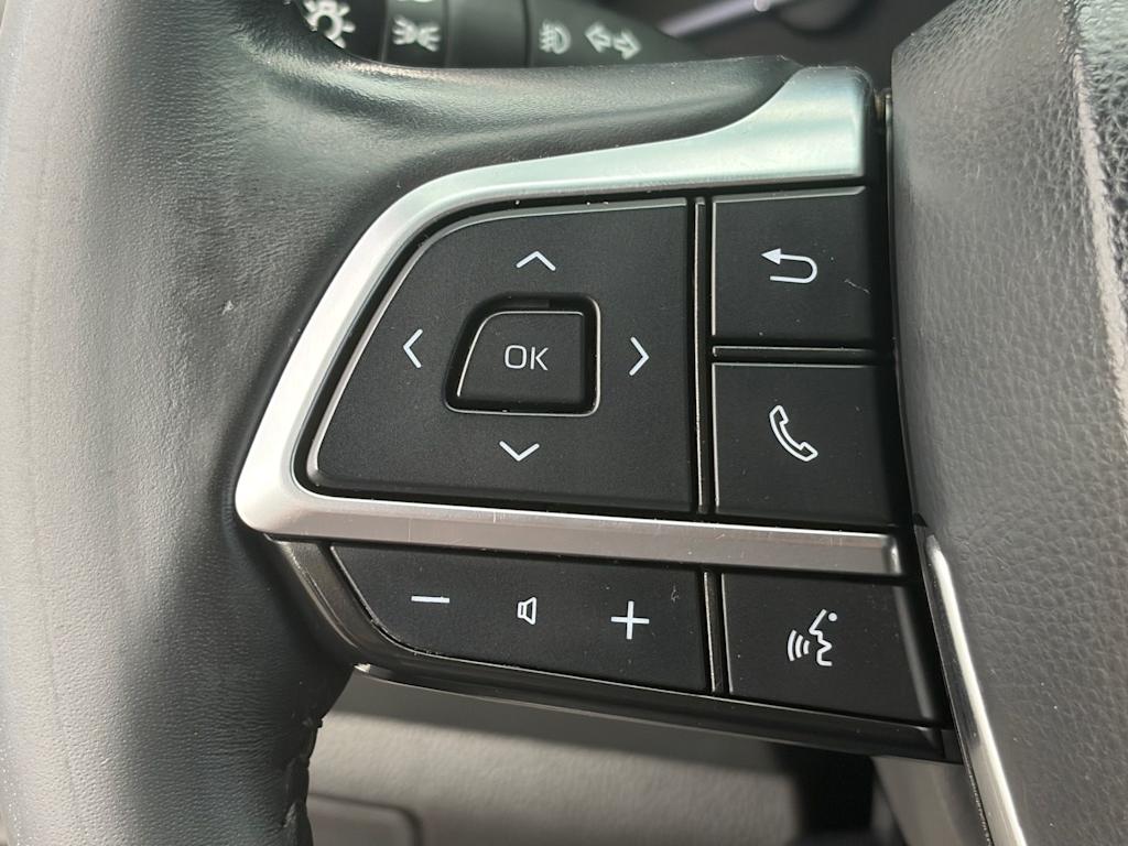 Thumbnail: 2021 Toyota Highlander - 27