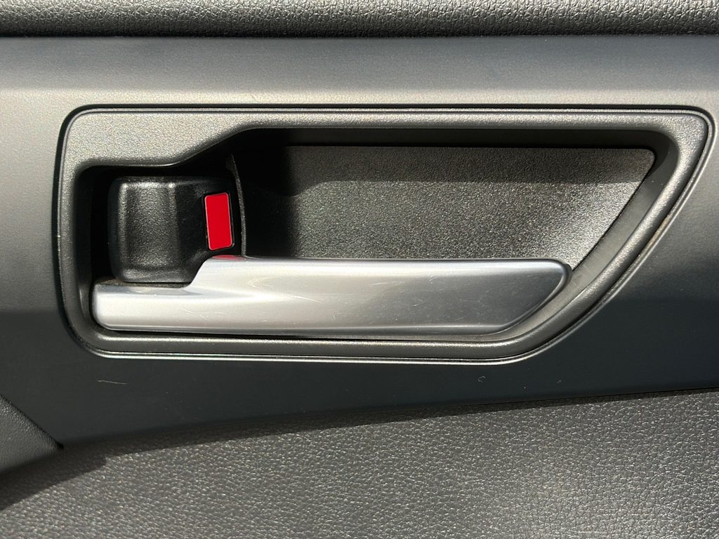 Thumbnail: 2021 Toyota Highlander - 25