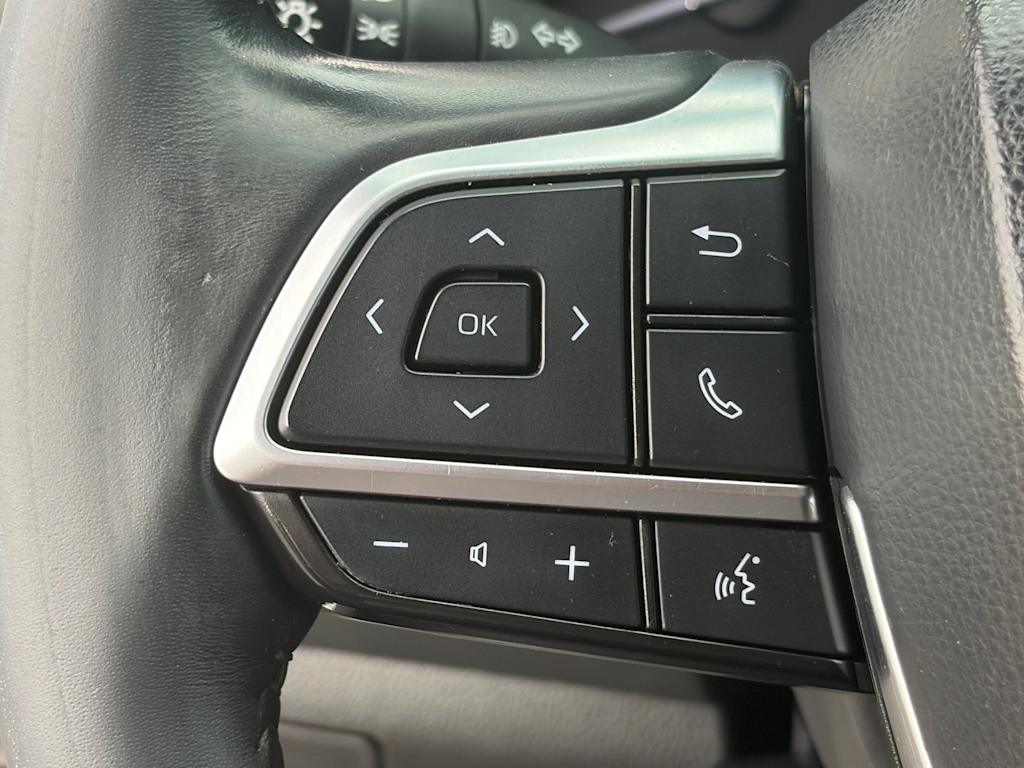 Thumbnail: 2021 Toyota Highlander - 28