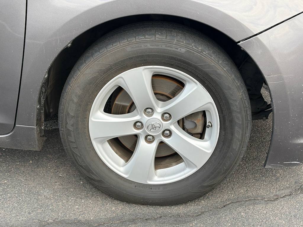 Thumbnail: 2015 Toyota Sienna - 5