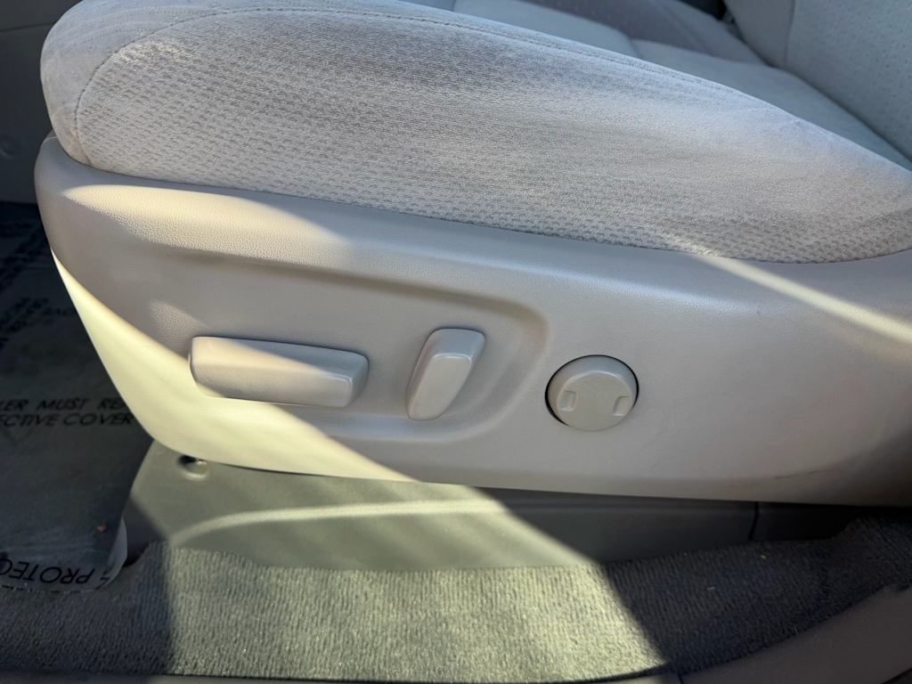 Thumbnail: 2020 Toyota Sienna - 26