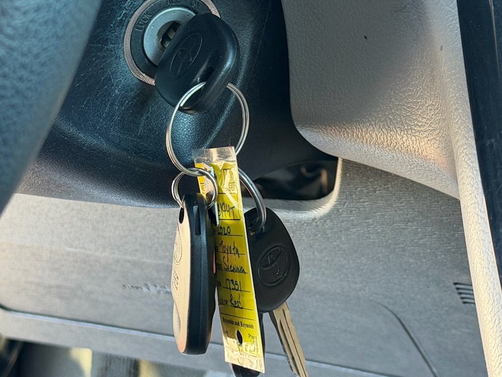 Thumbnail: 2020 Toyota Sienna - 30