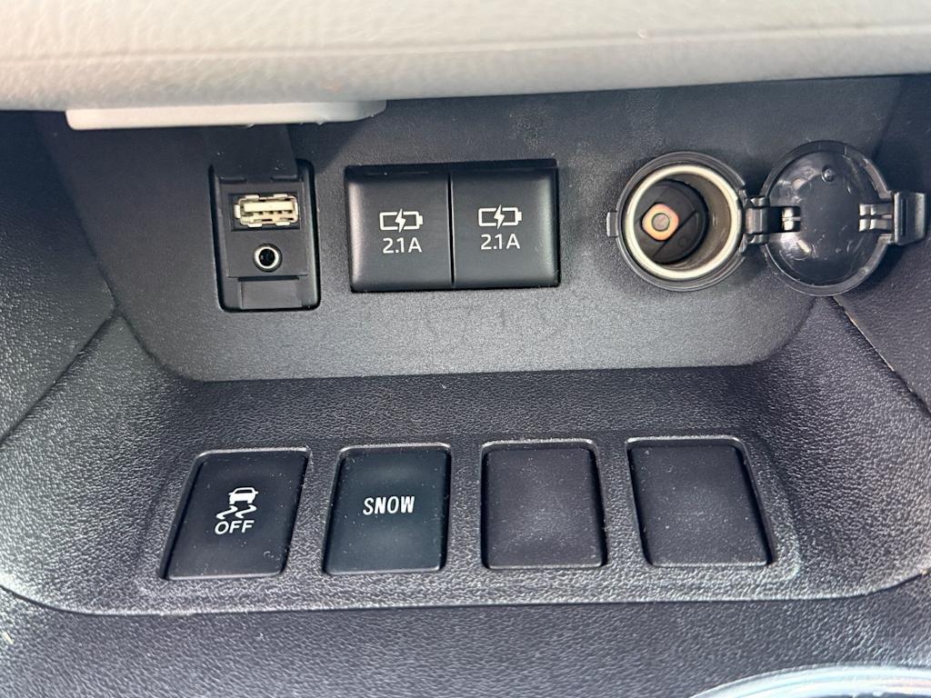 Thumbnail: 2018 Toyota Highlander - 30