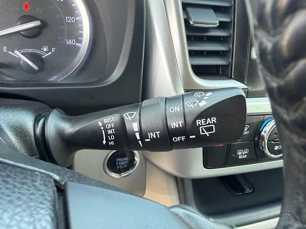 Thumbnail: 2018 Toyota Highlander - 26