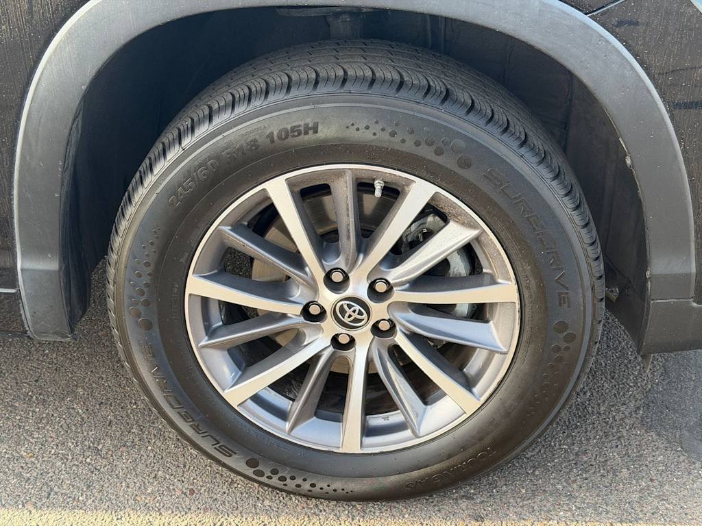 Thumbnail: 2018 Toyota Highlander - 7