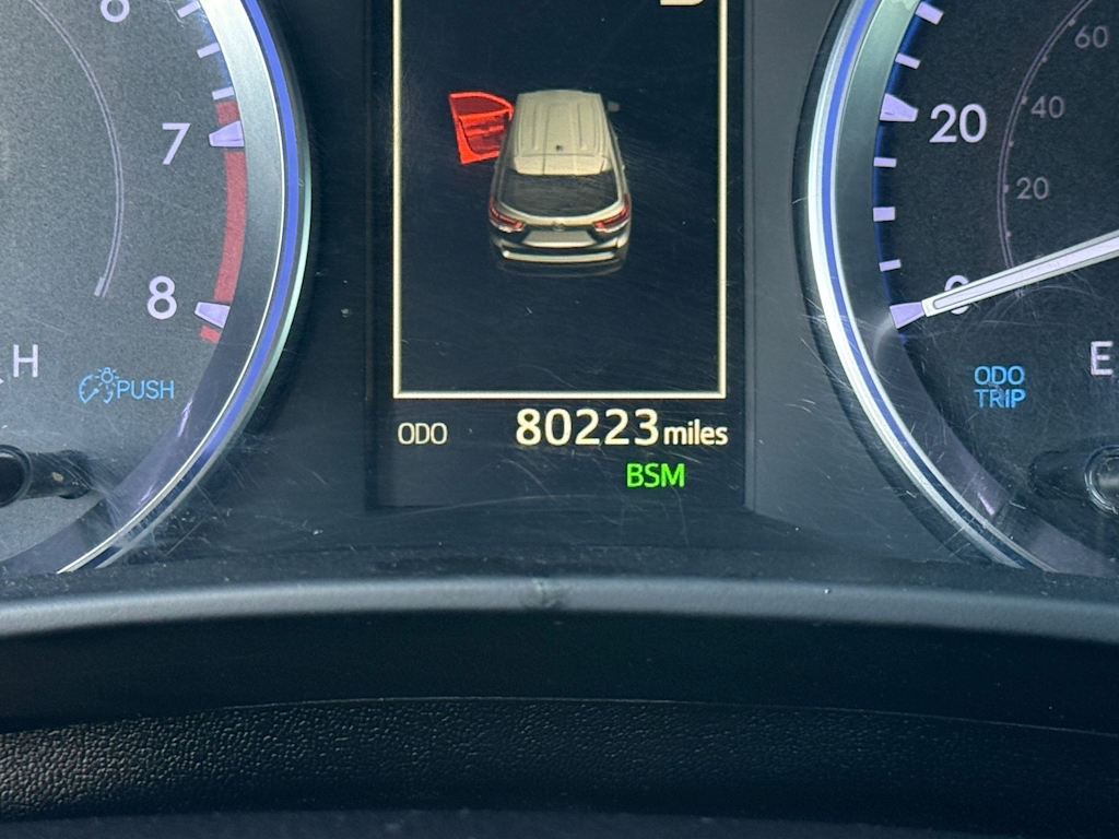 Thumbnail: 2019 Toyota Highlander - 26