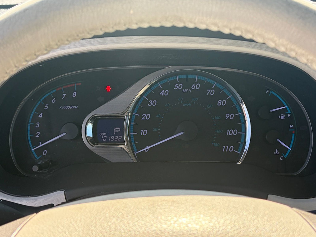 Thumbnail: 2013 Toyota Sienna - 7