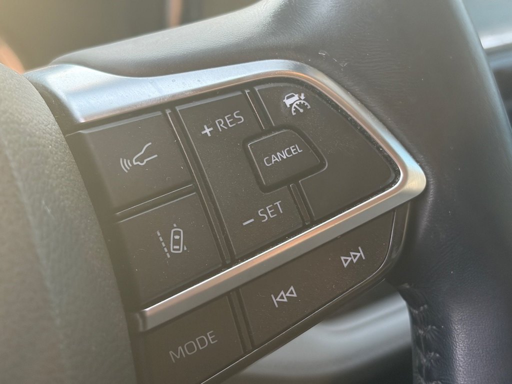 Thumbnail: 2021 Toyota Highlander - 12