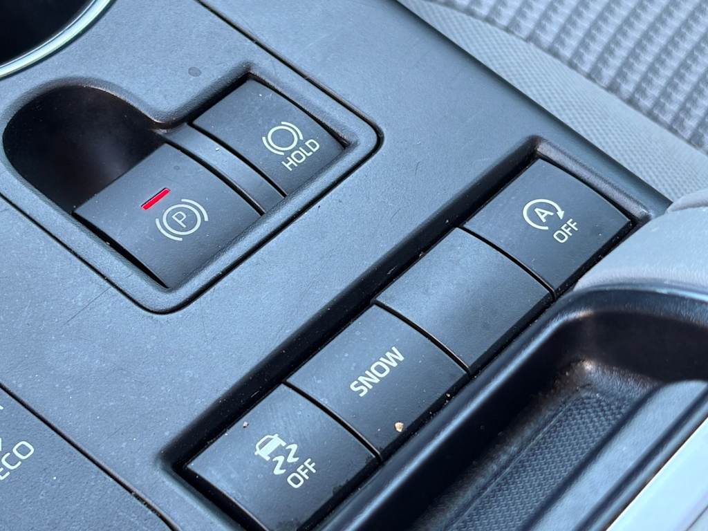 Thumbnail: 2021 Toyota Highlander - 16