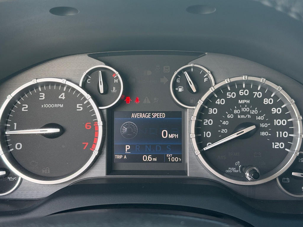 Thumbnail: 2015 Toyota Tundra - 14