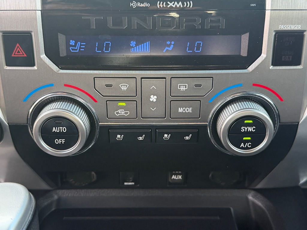 Thumbnail: 2015 Toyota Tundra - 28