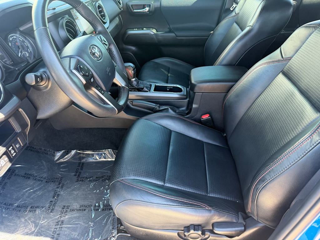 Thumbnail: 2019 Toyota Tacoma - 11