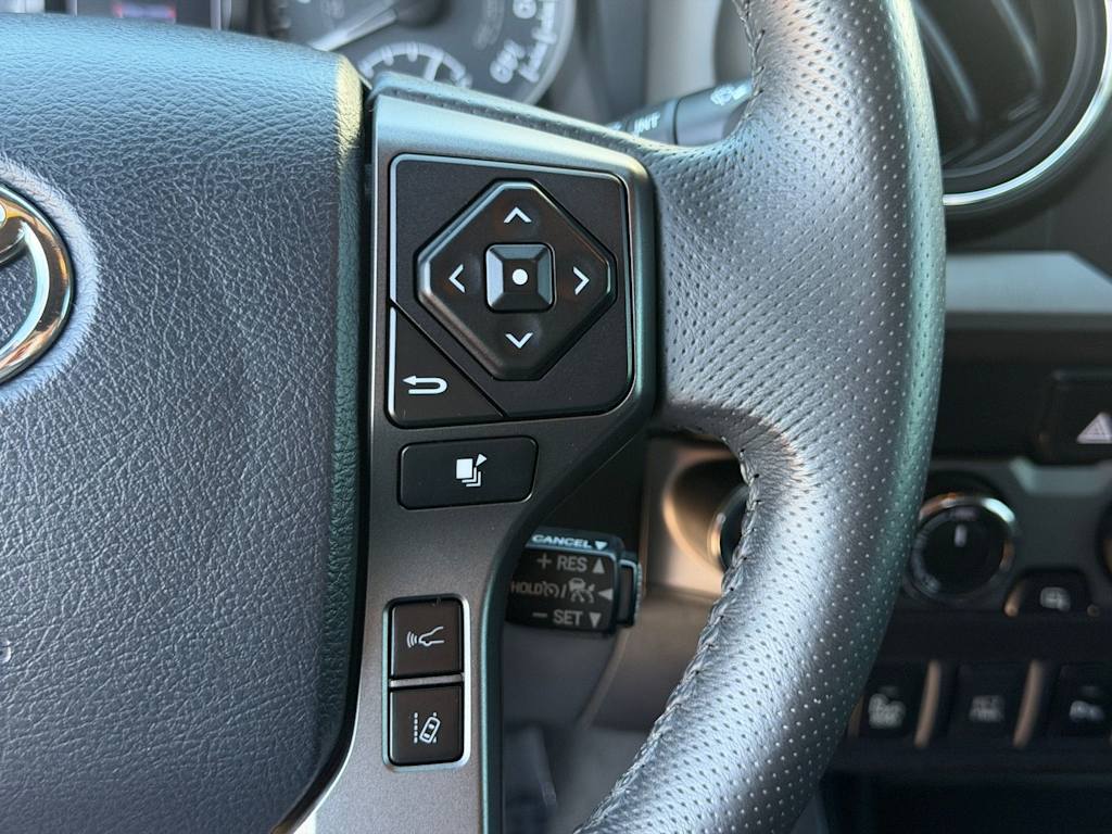 Thumbnail: 2019 Toyota Tacoma - 21