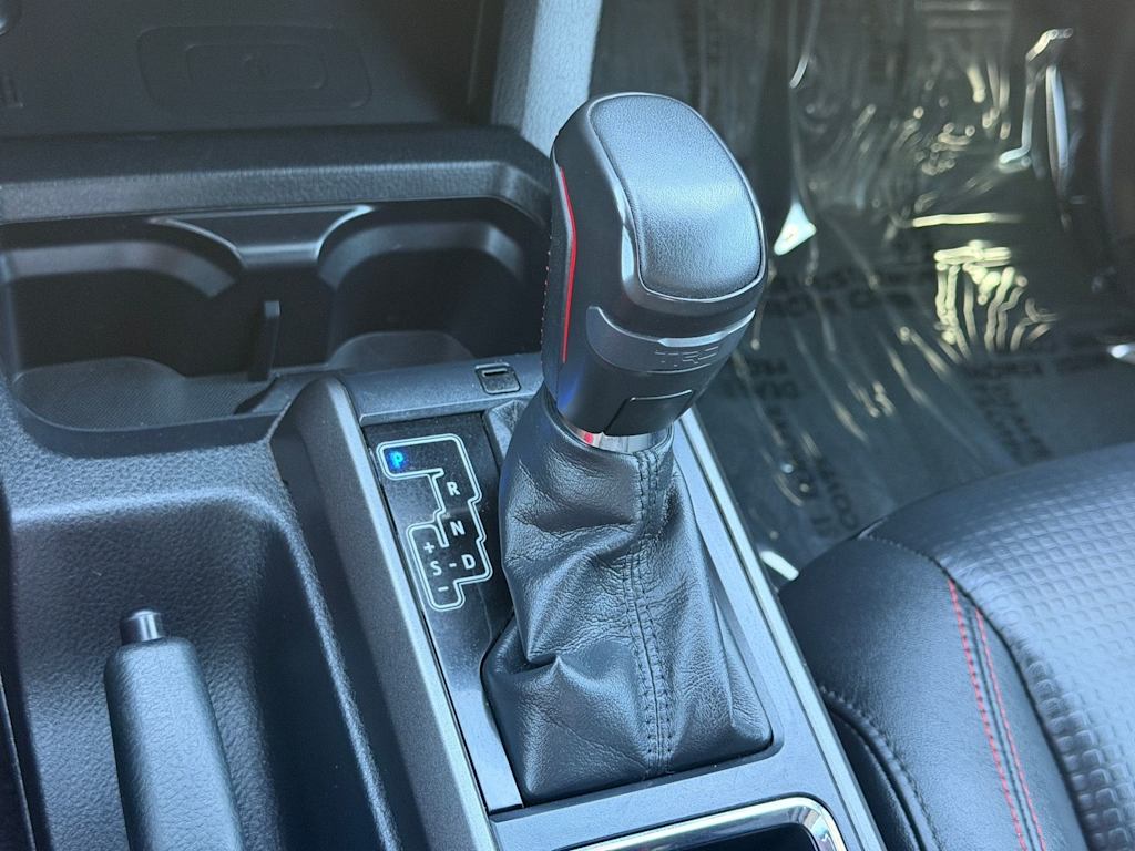 Thumbnail: 2019 Toyota Tacoma - 13