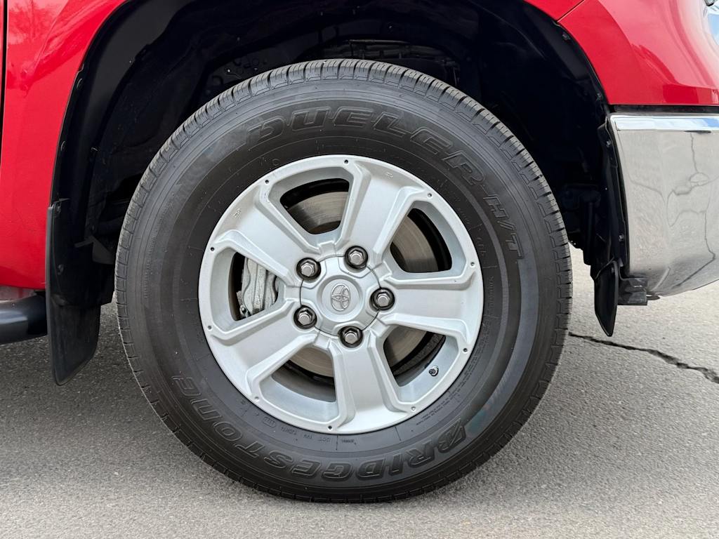 Thumbnail: 2021 Toyota Tundra - 7