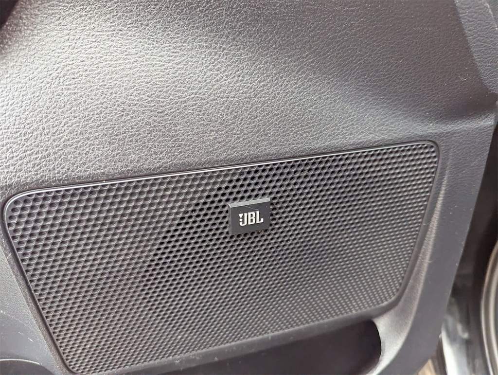 Thumbnail: 2019 Toyota Tundra - 12