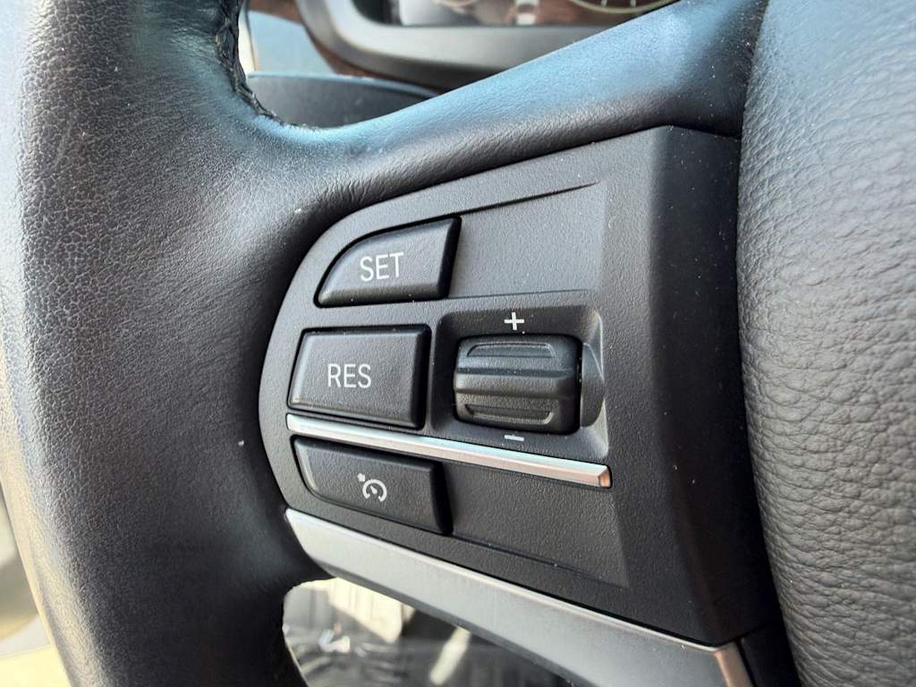 Thumbnail: 2015 BMW X5 - 25