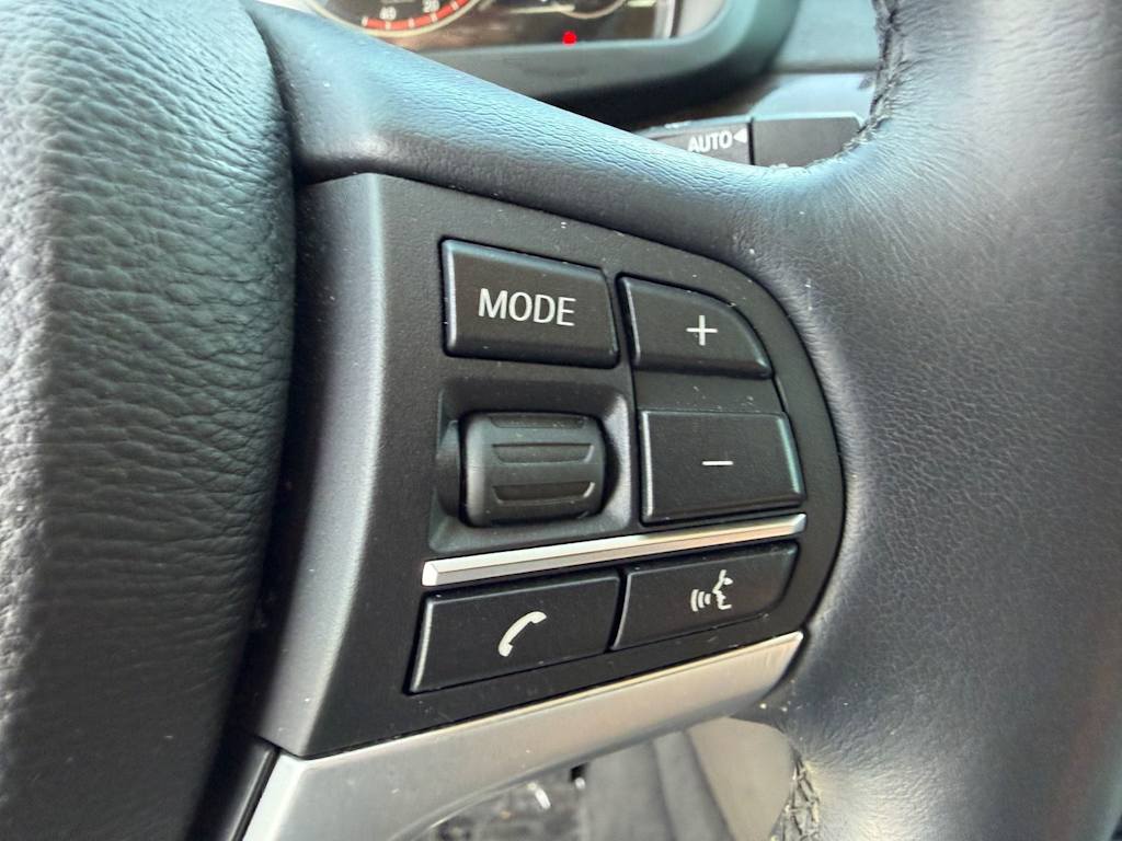 Thumbnail: 2015 BMW X5 - 26