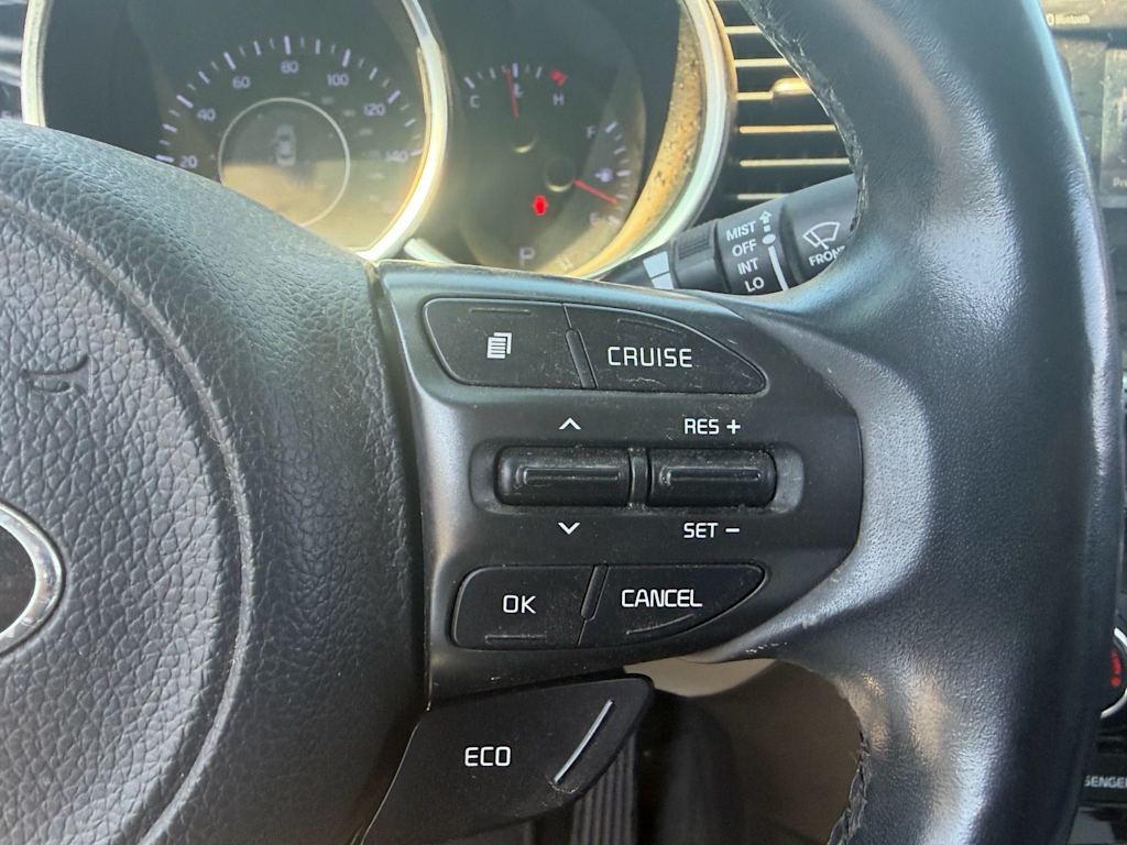 Thumbnail: 2015 Kia Optima - 12