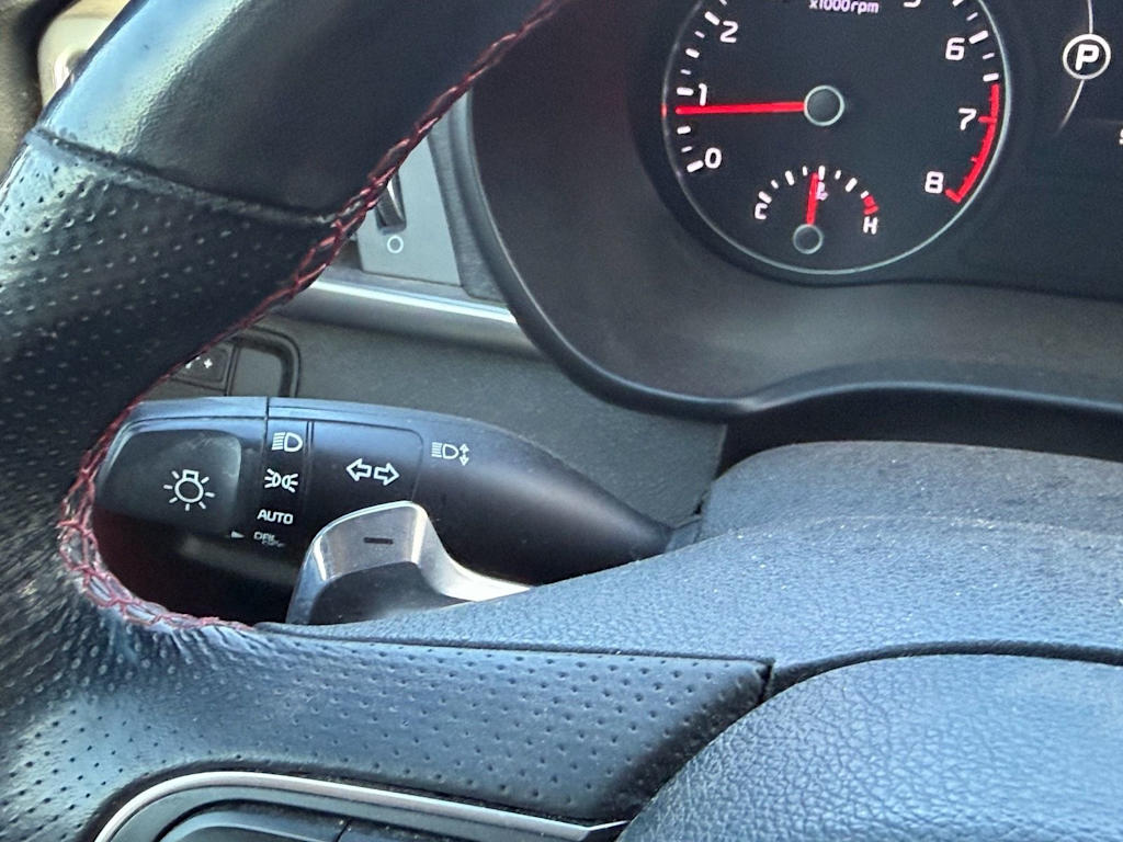 Thumbnail: 2016 Kia Optima - 19