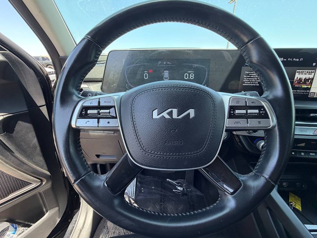 Thumbnail: 2023 Kia Telluride - 9